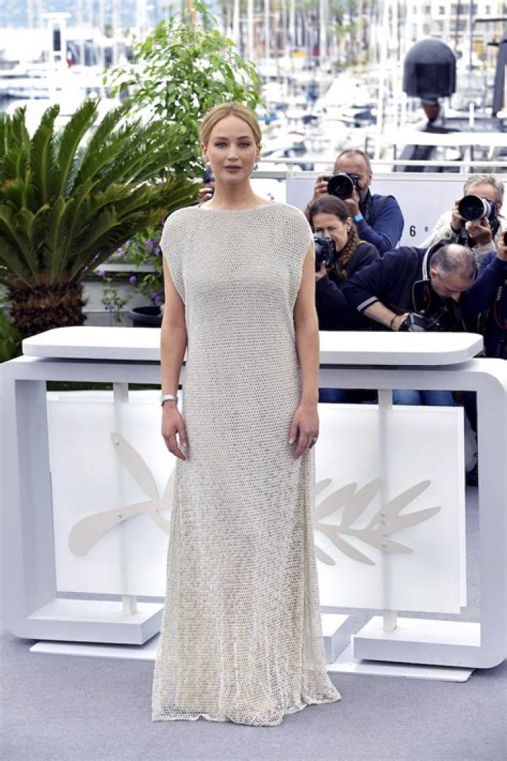 7 Fat-Burning Secrets From Jennifer Lawrence to Sculpt Your Dream Body — Celebwell