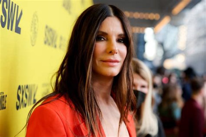 7 Ways Sandra Bullock Makes 58 Look Like 38 — Celebwell