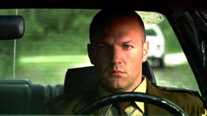A horror movie directed by a TV legend (starring Fred Durst) repopulates on Netflix