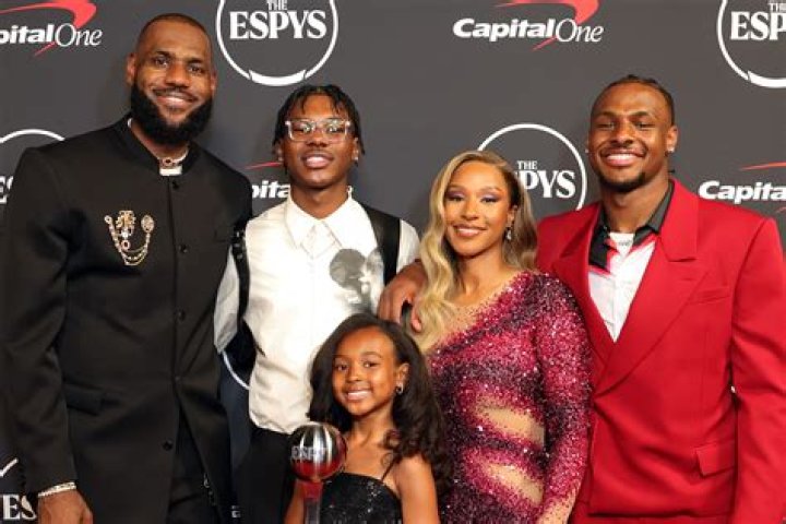A Look At Jay Towers Wife Daughter And Family Life: Find Their Pictures
