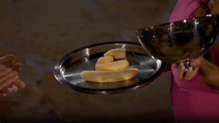 A suggestive banana, secret sisters, and 5 other wild moments from Joey Graziadei’s ‘The Bachelor’ debut