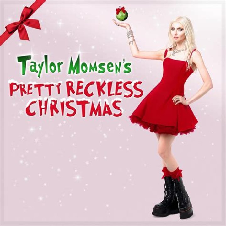 Actress Sloane Momsen: 10 Facts On Taylor Momsen’s Sister