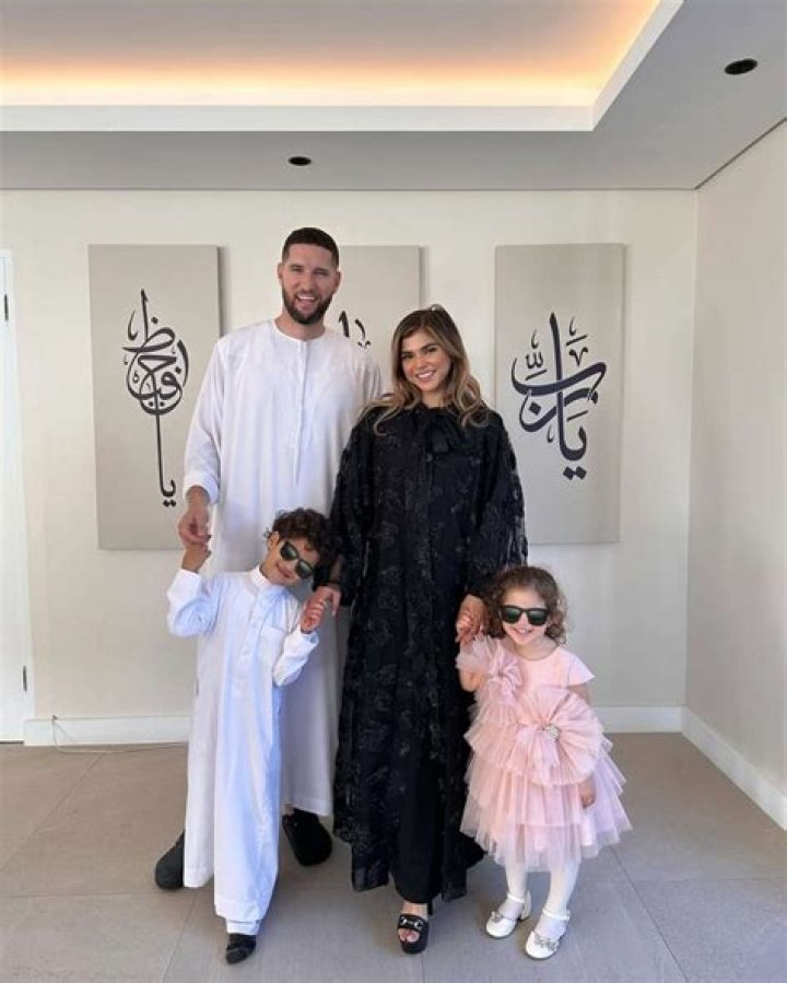 Aisha Tyler siblings: Meet Feri Tyler