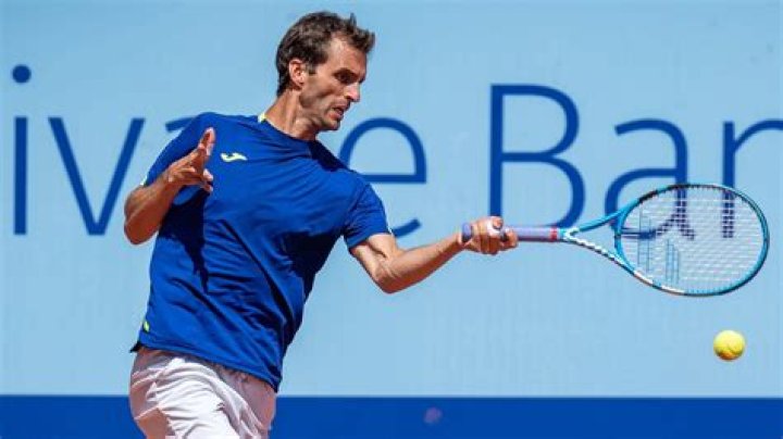 Albert Ramos-Vinolas Bio, Wiki, age, height, nationality, family, coach, ranking, prize money, net worth