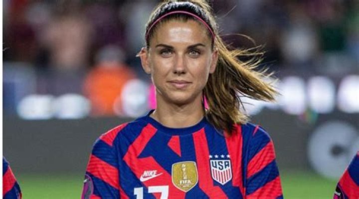 Alex Morgan Bio-Wiki, Age, Height, Weight, College, USWNT, Husband, Baby, Diet, Salary and Net Worth