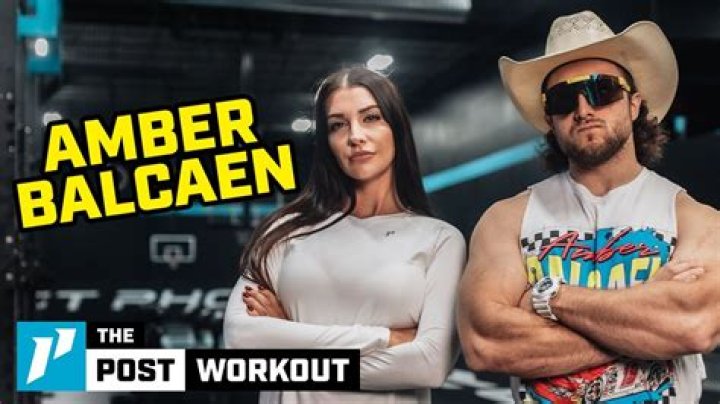 Amber Balcaen In Two-Piece Workout Gear Shares Fitness Inspiration