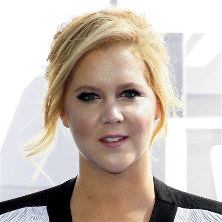 Amy Schumer Says Motherhood Has Changed Her In ‘A Million Ways!’