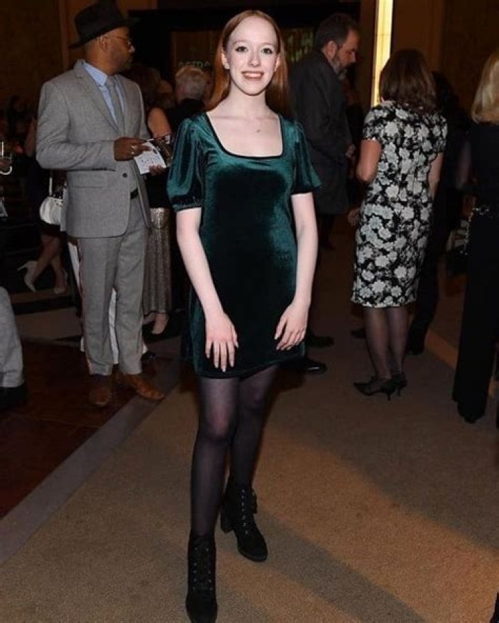 Amybeth McNulty Wiki, Age, Height, Boyfriend, Height & More