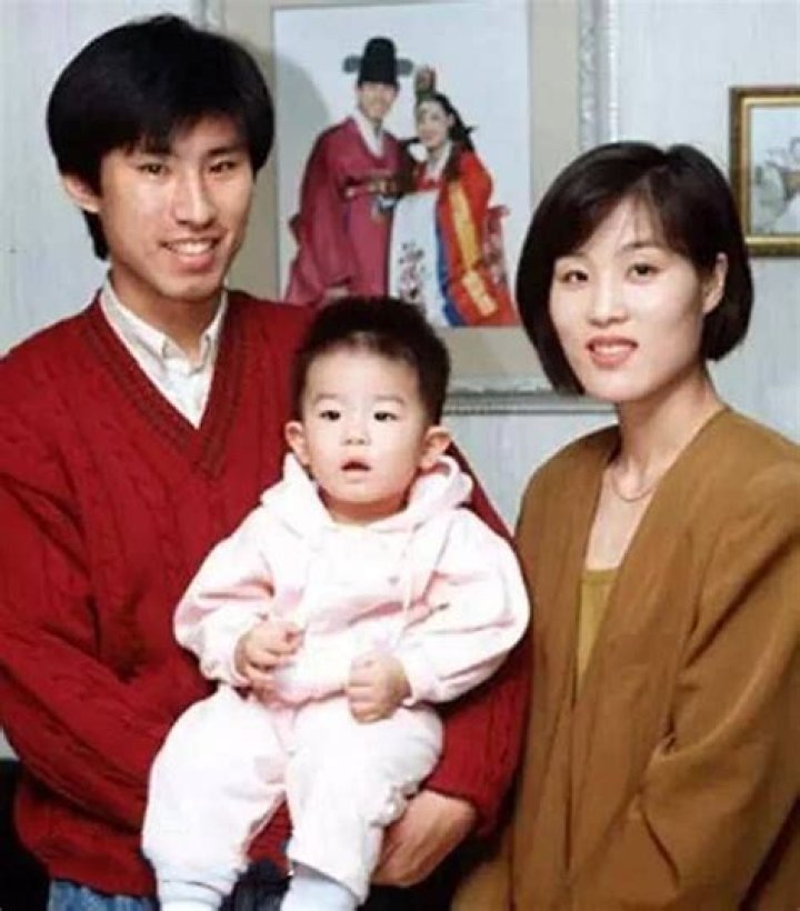 An Byeong-hun parents: Ahn Jae-hyung, Jiao Zhimin