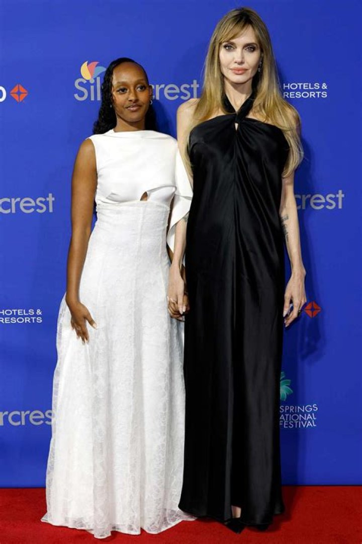 Angelina Jolie Spotted Out With Zahara And Shiloh Jolie-Pitt — People Are Freaking Out Over How Much They’ve Grown
