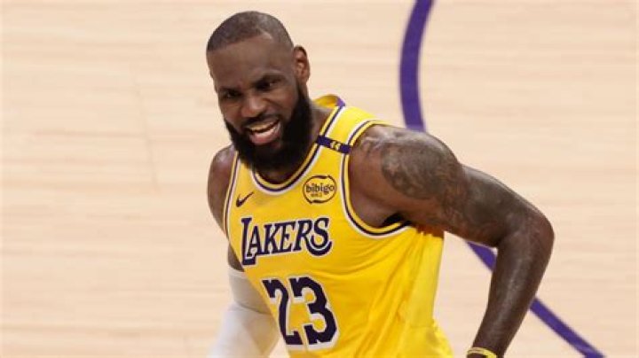 Angry LeBron James Sets Some Things Straight Regarding A Recent Game