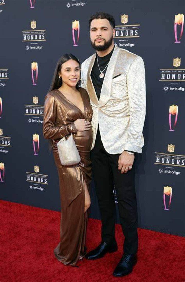 Anthony Barr Wife: Is Anthony Barr Married? Who Is Anthony Barr’s Girlfriend?