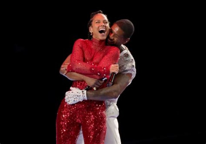 Are Alicia Keys and DJ Walton related?