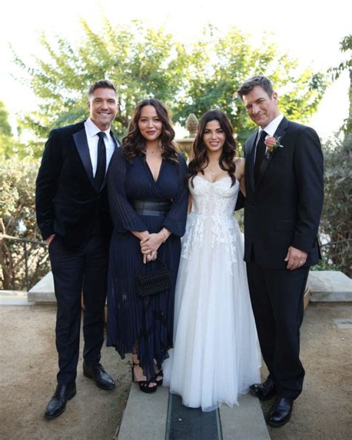 Are Nathan Fillion And Stana Katic Friends? – Celebrity