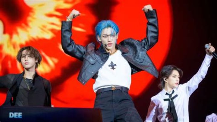 Are there Stray Kids military dates?