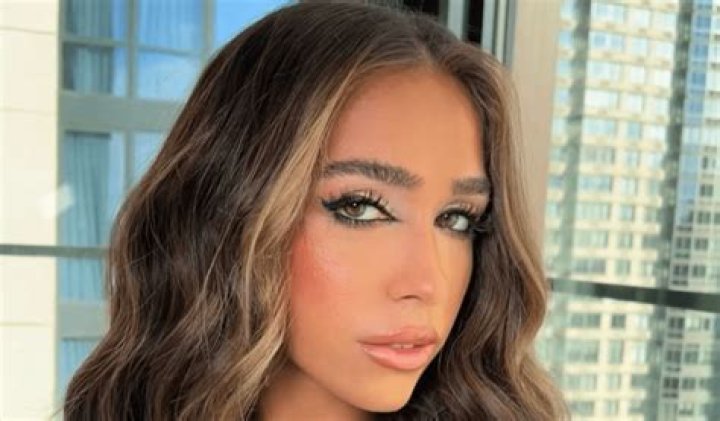Ariana Biermann in Bathing Suit is "Oh My!" — Celebwell