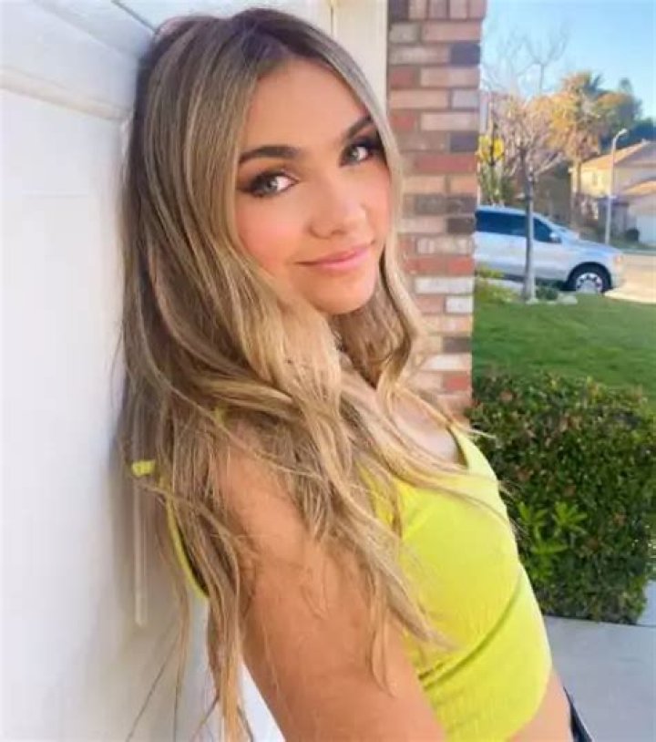Ariana Lee [TikTok Star] Wiki, Net Worth, Height, Weight & More
