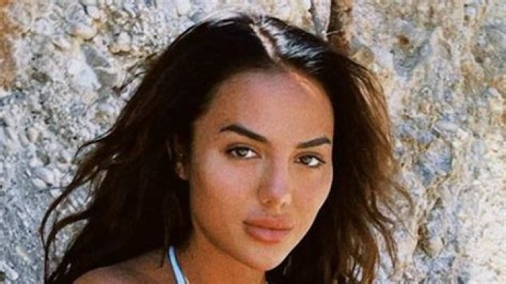 Arianna Ajtar in Bathing Suit is "Making it Rain" — Celebwell
