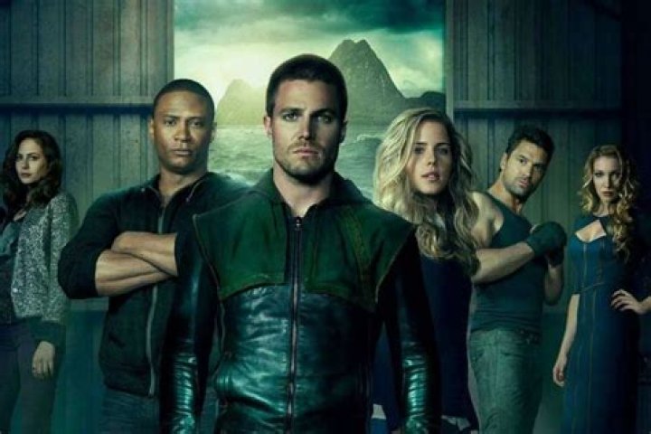 Arrow Will End With Season 8, Star Stephen Amell Thanks Fans