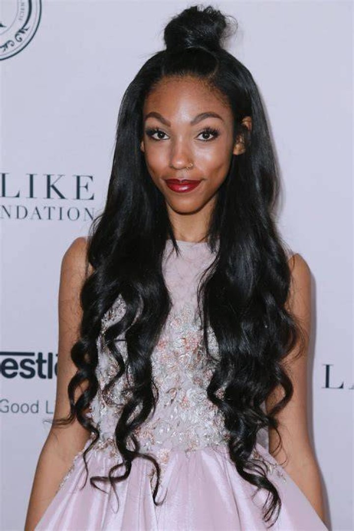 Bella Zahra Murphy Age: Everything To Know About Eddie Murphy’s Daughter