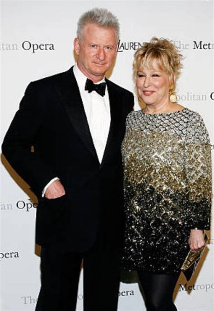 Bette Midler Husband: Martin von Haselberg Religion, Net Worth, Young, Family, Parents, Wiki, Age