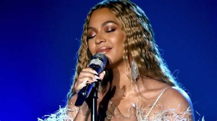 Beyonce Giving Away Free Tickets To Her And Jay Z’s Concerts For The Next 30 Years If You Go Vegan!