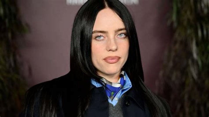 Billie Eilish Says She Didn’t Like It Before But Now She ‘Loves’ Fame