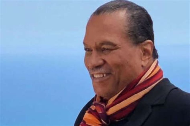 Billy Dee Williams Clarifies His ‘Masculine/Feminine’ Comments – He Doesn’t Know What ‘Gender Fluid’ Means