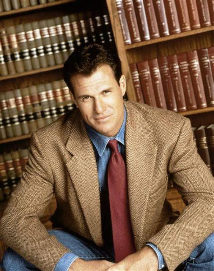 Brad Johnson (Actor) Bio, Wiki, Age, Height, Wife, Kids, Movies, Net Worth