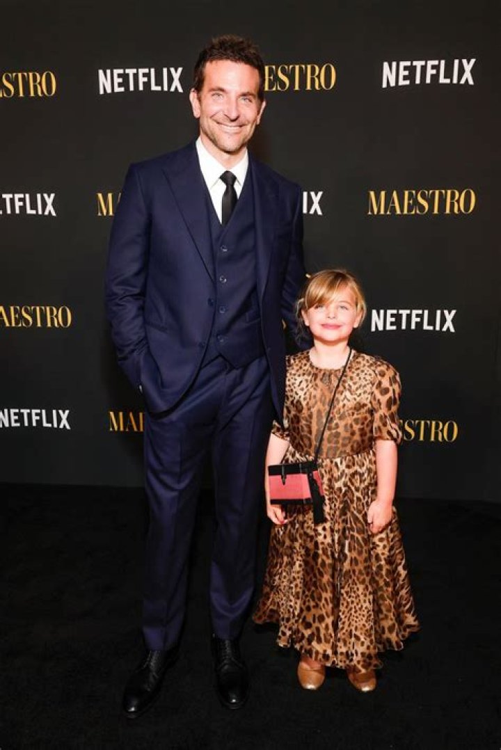 Bradley Cooper family, wife, children, parents, siblings