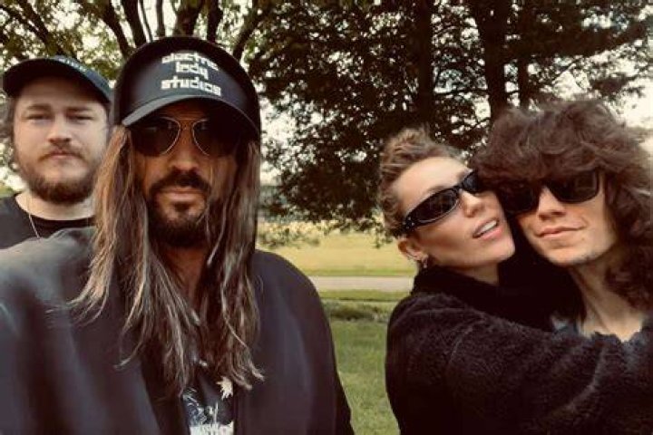 Braison Cyrus Wife, Baby, Age, Height, Instagram, Siblings, Wiki, Band