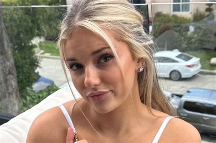Breckie Hill Age, Wiki, Bio, Boyfriend, Height, Weight, Career, Instagram