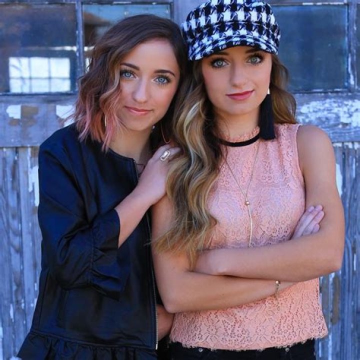 Brooklyn and Bailey Net Worth & Earnings (2024)