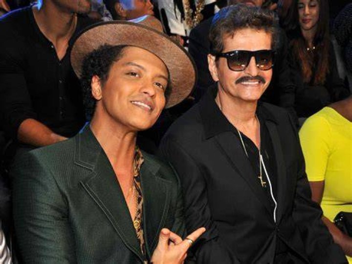 Bruno Mars Sister Tiara Hernandez Wiki: Age, Height, Net Worth & Bio