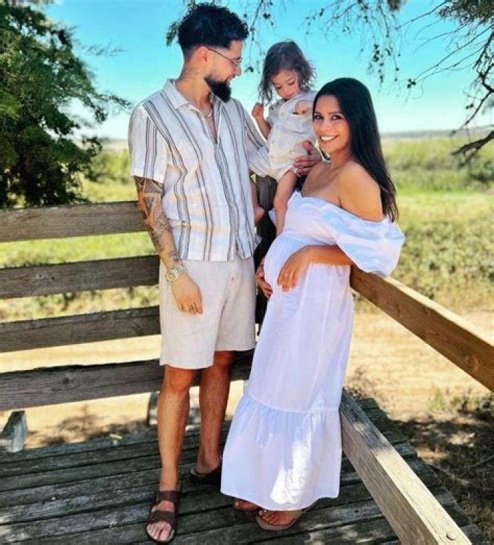 Carla Baía and Rahim Samcher are expecting their first child!
