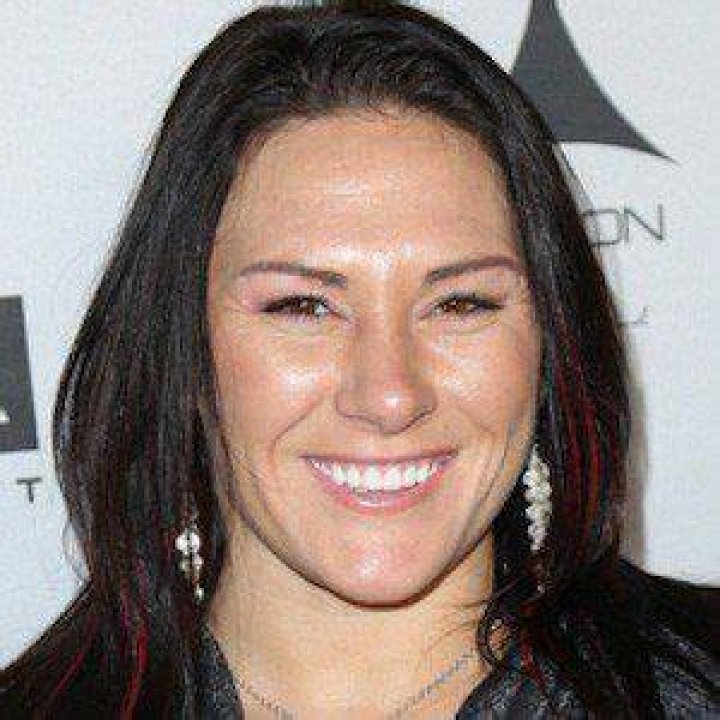 Cat Zingano Age, Wikipedia, Biography, Children, Salary, Net Worth, Parents.
