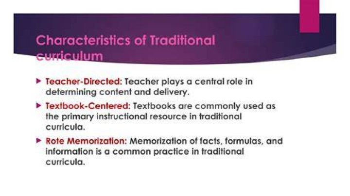 Characteristics of traditional drama