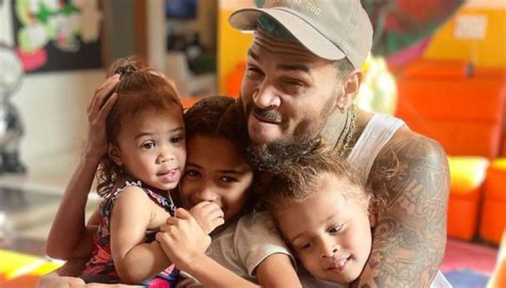 Chris Brown’s Baby Mama, Ammika Harris, Shares A Photo Of Teacup And Reveals That She Wants To Marry Him — Fans Say That She Has Been In Self-Isolation For Too Long
