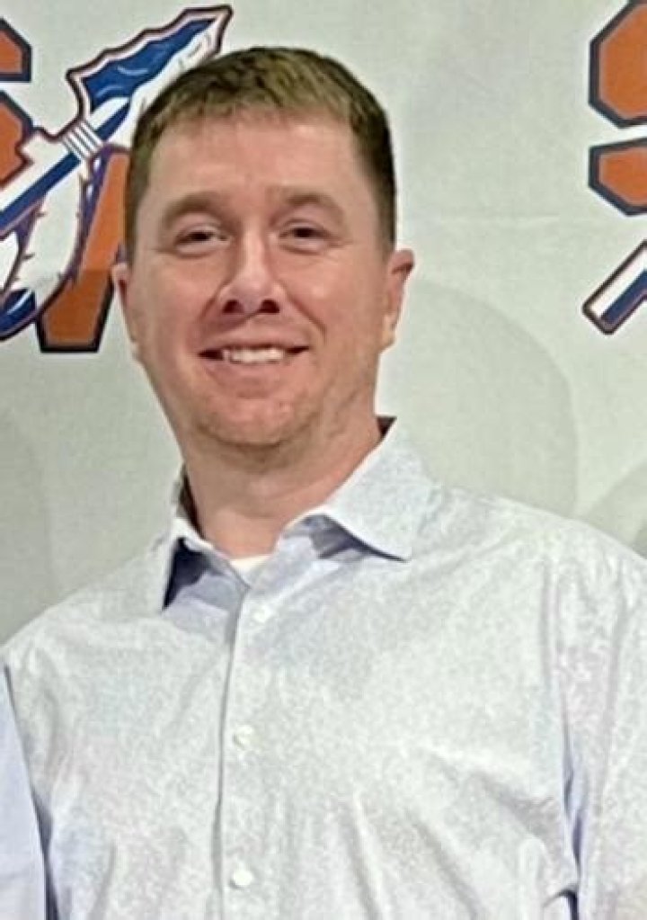 Chris Tolliver Obituary | SWHS Assistant Basketball Coach