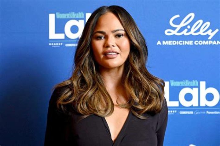 Chrissy Teigen Reveals That She Has Been Sober For 1 Month