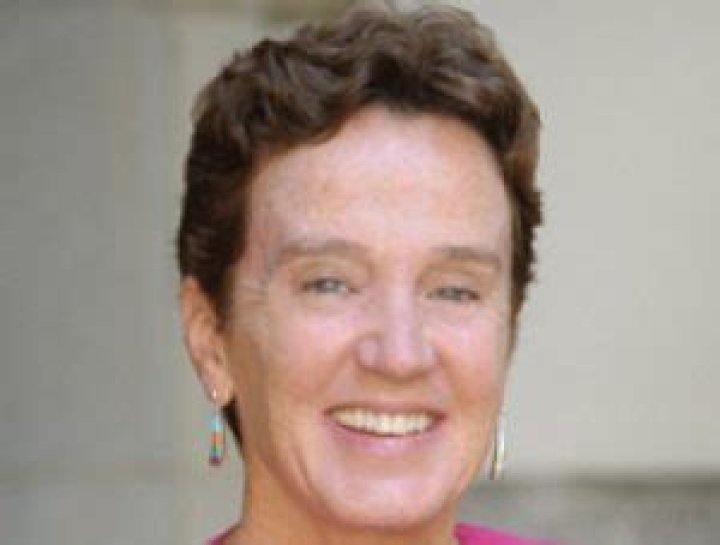 Christine Grady Wiki, Age, Daughters, Net Worth, Height, Anthony Fauci’s Wife, Children, Bio, CV, Salary