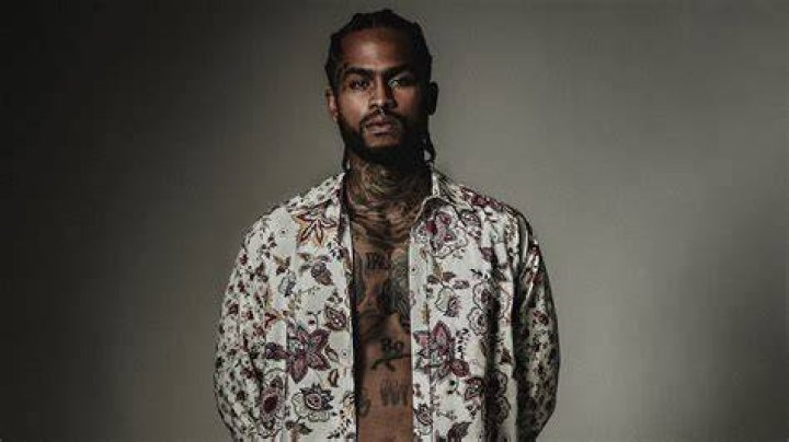 Chuku Modu: dating, net worth, tattoos, smoking & body facts