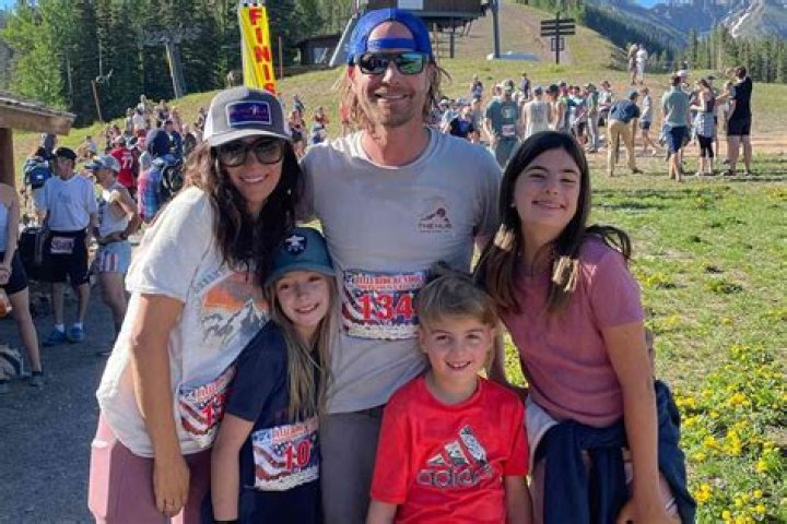 Country Star Dierks Bentley Has Three Kids With Wife Cassidy: Meet Evalyn, Knox, and Jordan