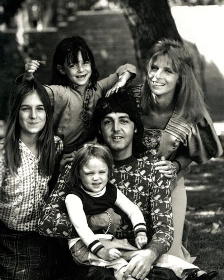 Courtney Love parents: Linda Carroll, Hank Harrison