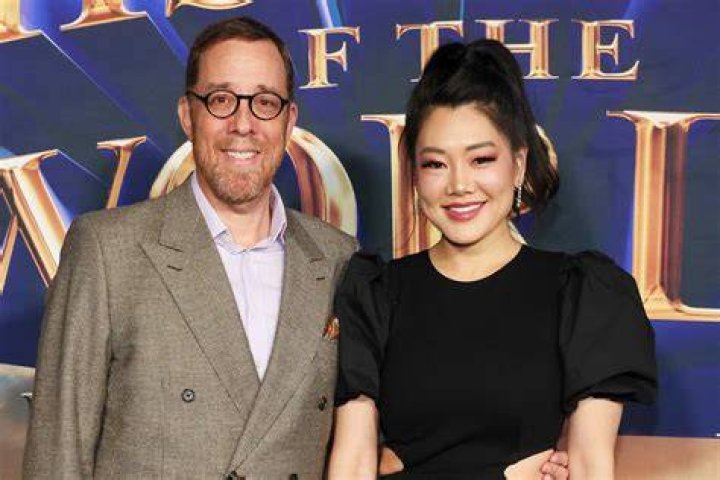 Crystal Kung Minkoff Husband, Age and Net Worth, Wiki, Biography