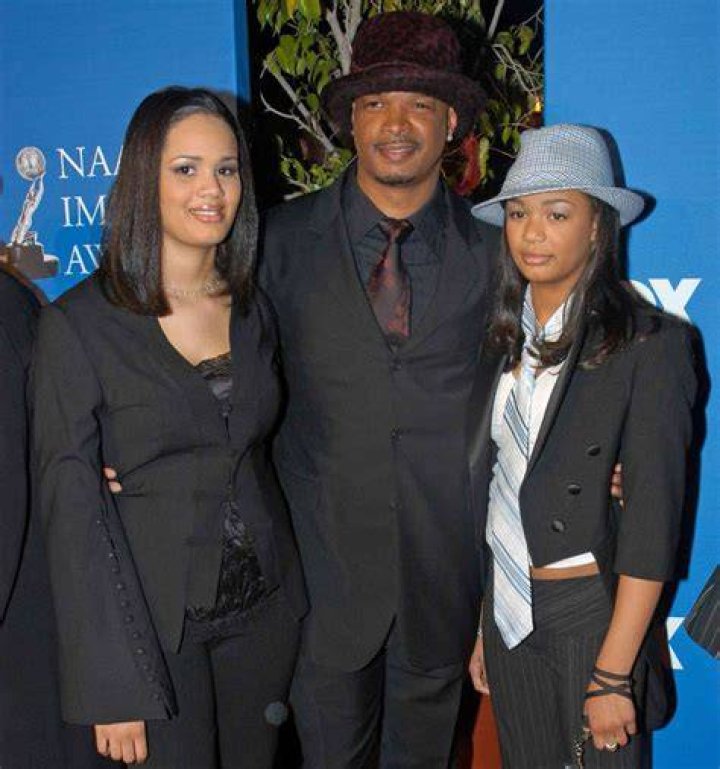 Damon Wayans Jr. Biography: Wife, Age, Movies, Parents, Net Worth, Children, Height, TV Shows