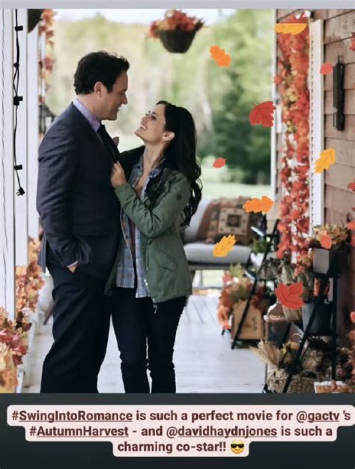 Danica McKellar Young, Hall Mark Movies, Books, Husband, Twitter, Net Worth