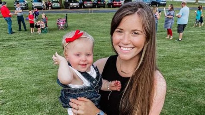 Danielle Panabaker Biography - Facts, Childhood, Family Life of Actress