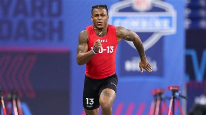 Demario Douglas: Career stats, height, weight, family, college, teams, salary, net worth
