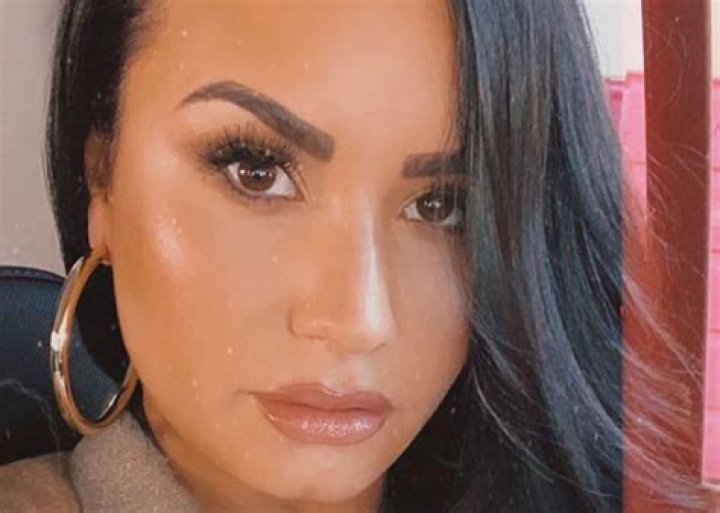 Demi Lovato Is Gorgeous In Miami As She Prepares To Sing The Super Bowl LIV National Anthem